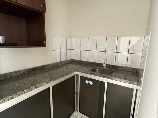 Loja para alugar, no bairro Centro em São José dos Pinhais