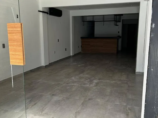 Loja para alugar, no bairro Taquara em Rio de Janeiro