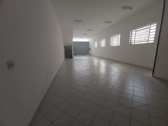 Loja com 150m², para alugar, no bairro Vila Carrão em São Paulo