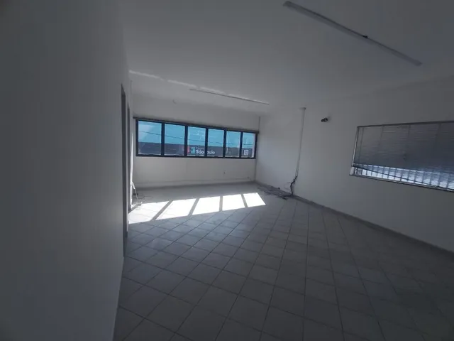 Loja com 150m², para alugar, no bairro Vila Carrão em São Paulo