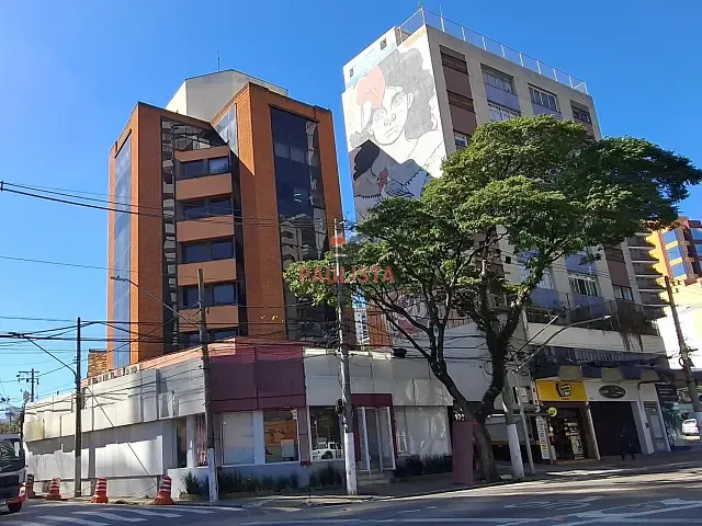 Loja com 251m², para alugar, no bairro Pinheiros em São Paulo