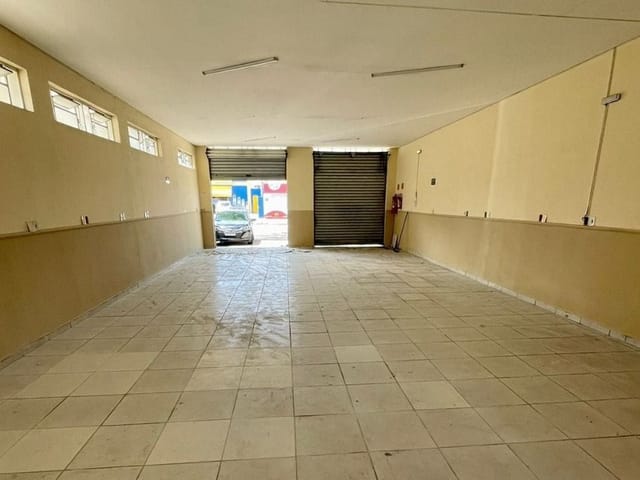 Foto do Loja - Loja para alugar, 120 m² por R$ 4.000,00/mês - Jardim Ismênia - São José dos Campos/SP | RUSSI IMÓVEIS