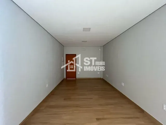 Loja com 155m², para alugar, no bairro Centro em Andradas