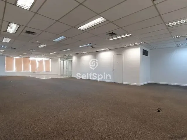 Loja com 1467m², para alugar, no bairro Ilha da Conceição em Niterói
