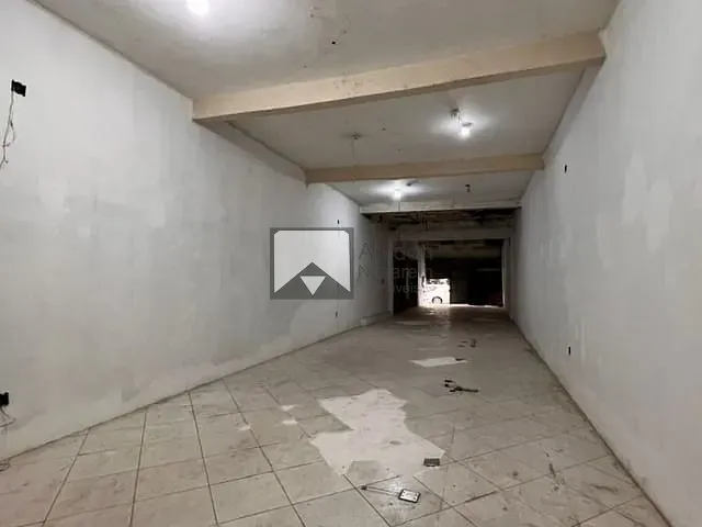 Loja com 180m², para alugar, no bairro Ponta D Areia em Niterói