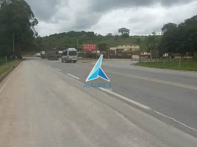 Loja com 32200m², à venda, no bairro Trevo de Calixto em Resplendor