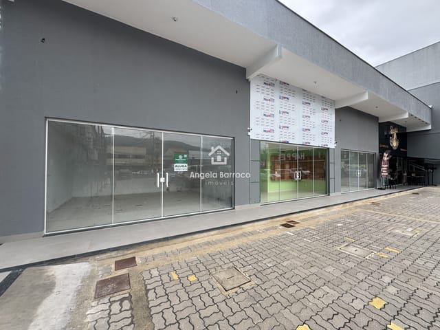 Loja com 30m², para alugar, no bairro Barroco (Itaipuaçu) em Maricá