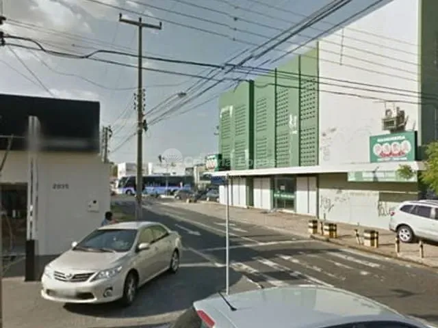 Loja 4 quartos e 2 banheiros, à venda, no bairro Centro em Teresina
