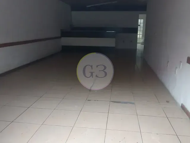 Loja à venda ou para alugar, no bairro Centro em Rio Grande