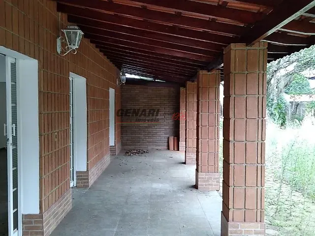 Chácara com 900m², para alugar, no bairro Vila Inglesa em Indaiatuba