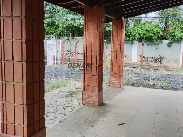 Chácara com 900m², para alugar, no bairro Vila Inglesa em Indaiatuba