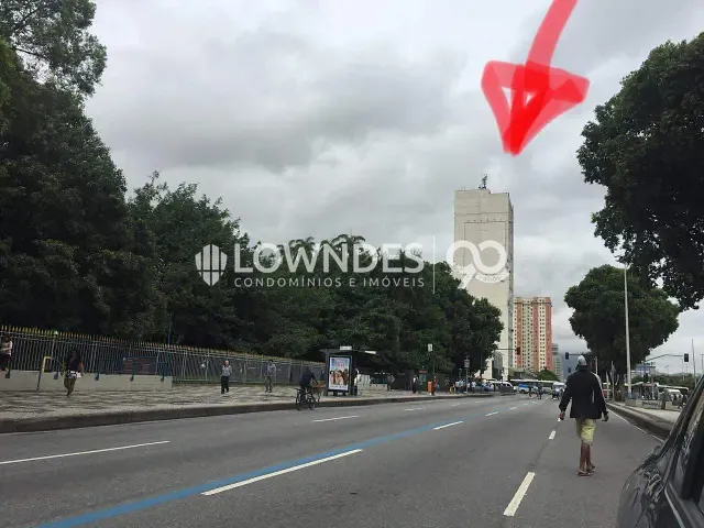 Loja para alugar, no bairro Cidade Nova em Rio de Janeiro