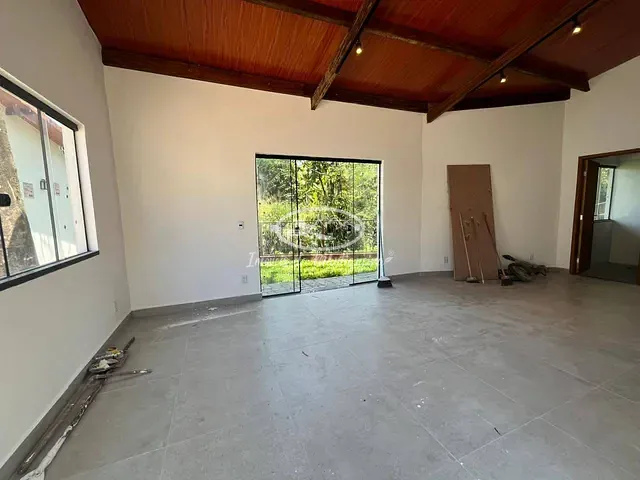 Loja para alugar, no bairro Penedo (Penedo) em Itatiaia