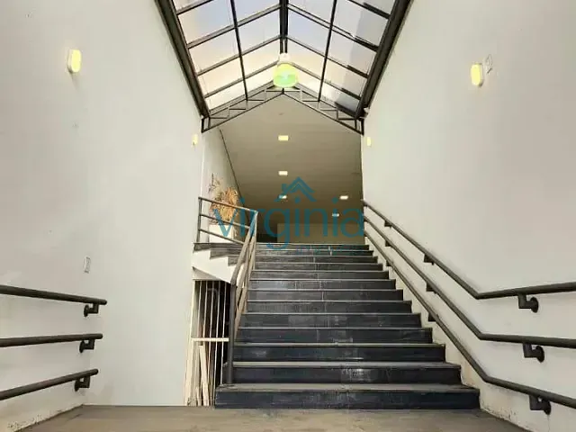 Loja com 422m², para alugar, no bairro Centro em Novo Hamburgo