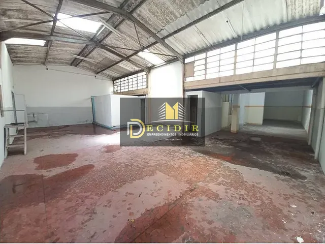 Loja com 850m², para alugar, no bairro Catumbi em São Paulo