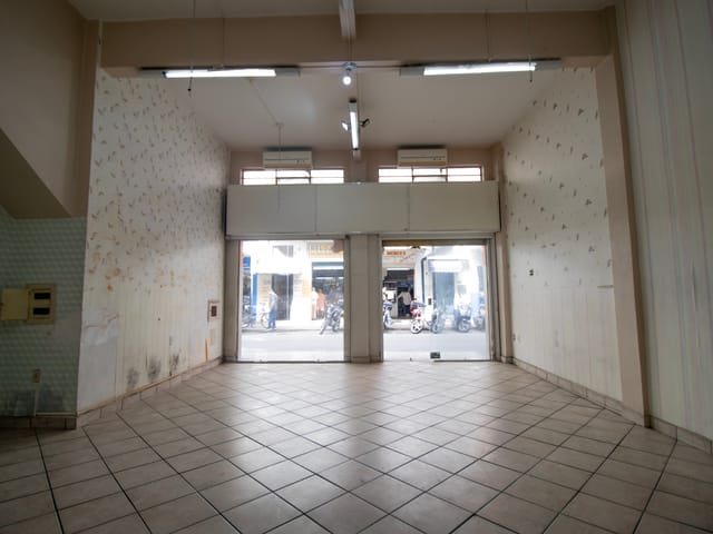 Loja para alugar, no bairro Centro em Juiz de Fora