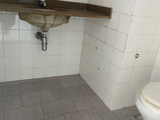 Loja com 24m², para alugar, no bairro Centro em Campos dos Goytacazes