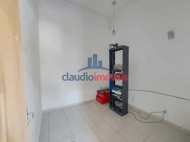 Loja à venda, no bairro Aterrado em Volta Redonda