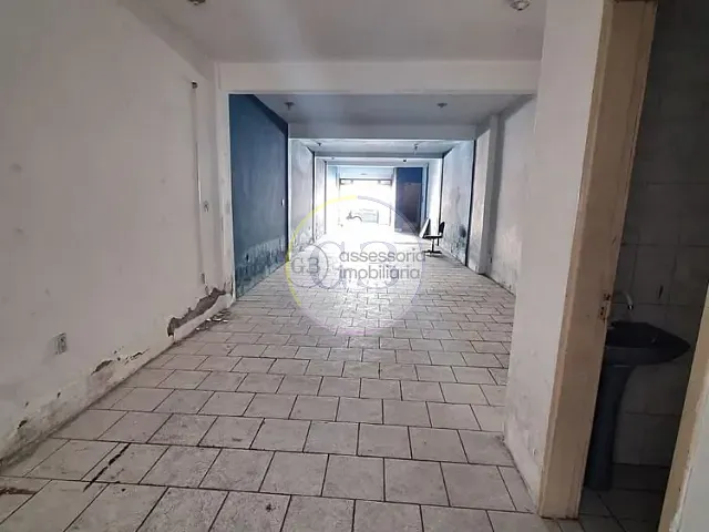 Loja à venda ou para alugar, no bairro Centro em Rio Grande