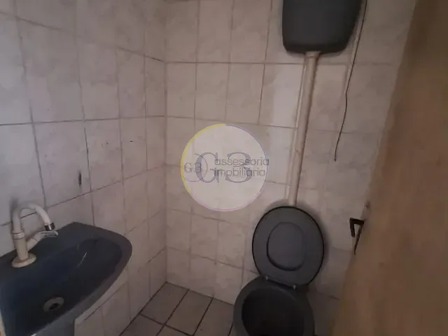 Loja à venda ou para alugar, no bairro Centro em Rio Grande