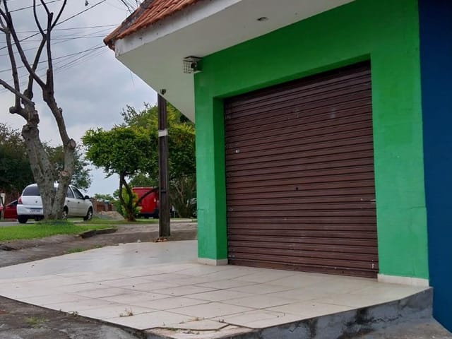 Loja com 60m², para alugar, no bairro Silveira da Motta em São José dos Pinhais