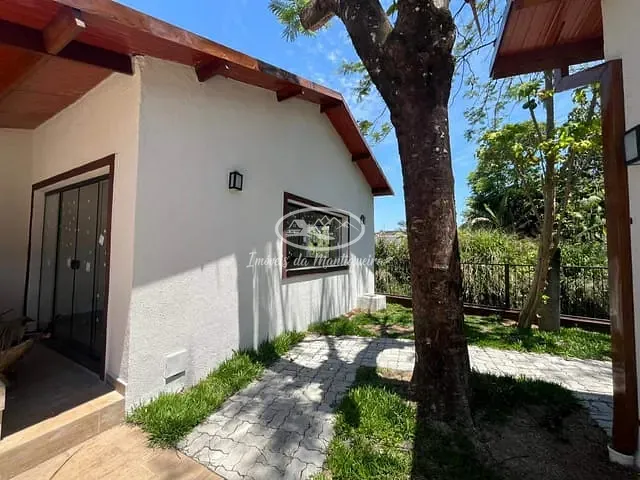 Loja para alugar, no bairro Penedo (Penedo) em Itatiaia
