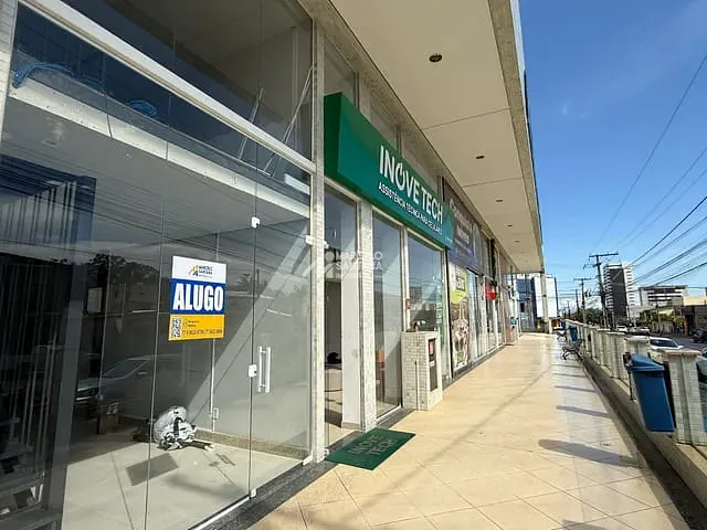 Loja para alugar, no bairro Candeias em Vitória da Conquista