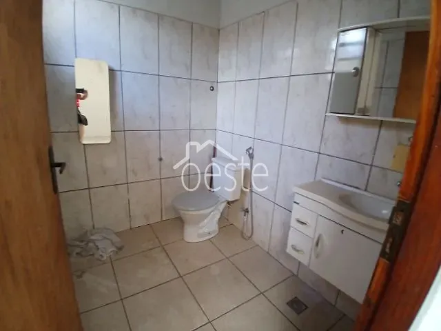Loja com 100m², para alugar, no bairro Centro em Santa Bárbara D'Oeste