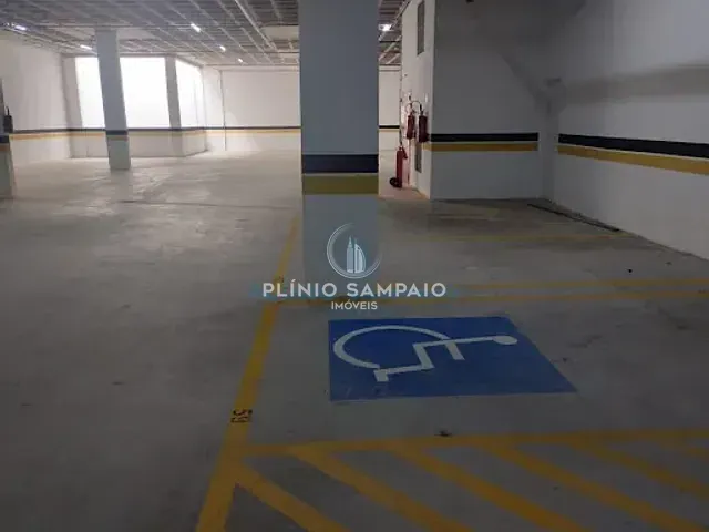 Loja com 272m², para alugar, no bairro Praia do Suá em Vitória