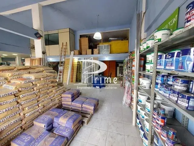 Loja com 300m², para alugar, no bairro Itaipu em Niterói