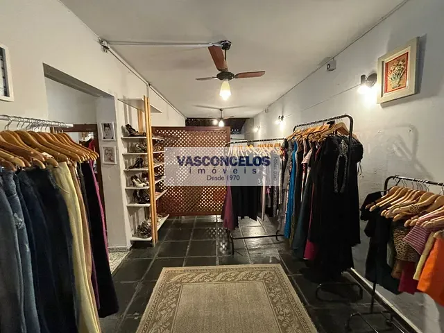 Loja com 341m², para alugar, no bairro Jardim São Dimas em São José dos Campos