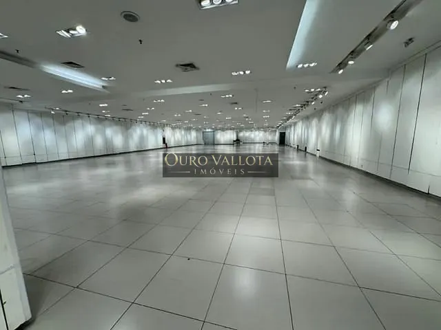 Loja com 1100m², para alugar, no bairro Mooca em São Paulo