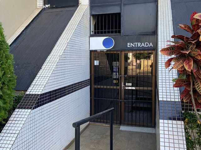 Loja com 132m², para alugar, no bairro Centro em Campos dos Goytacazes