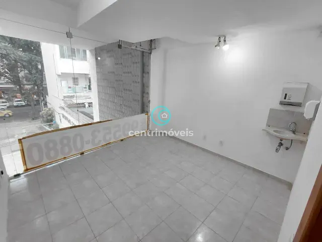 Loja com 64m², para alugar, no bairro Tijuca em Rio de Janeiro