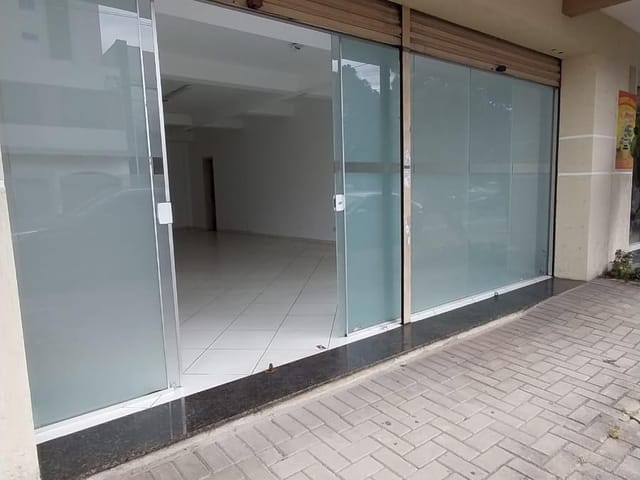 Loja para alugar, no bairro Centro em São José dos Pinhais