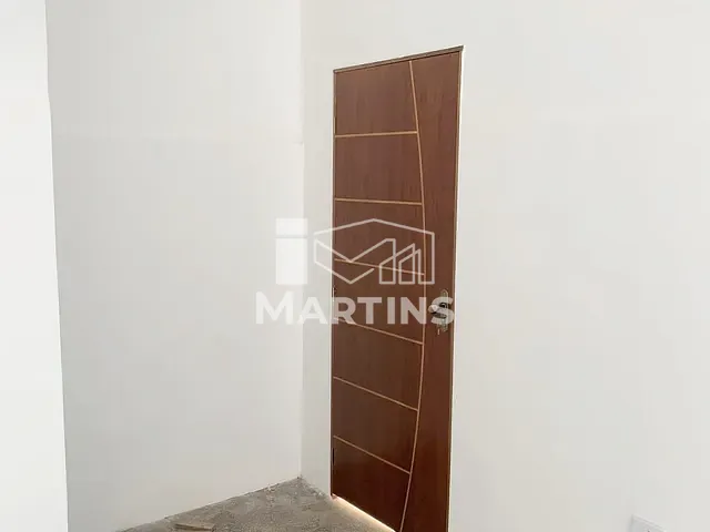 Loja para alugar, no bairro Jardim Fabiana em Embu das Artes