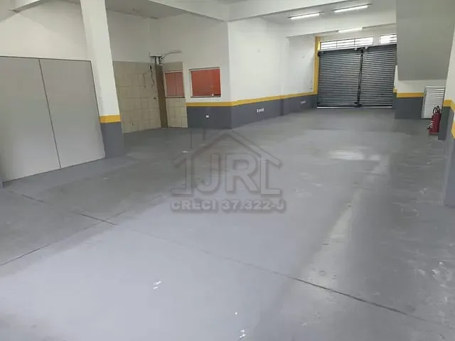 Loja para alugar, no bairro Vila Assis Brasil em Mauá