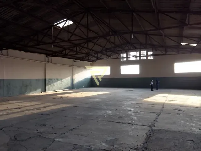 Loja com 1060m², para alugar, no bairro Parque Industrial Tanquinho em Ribeirão Preto