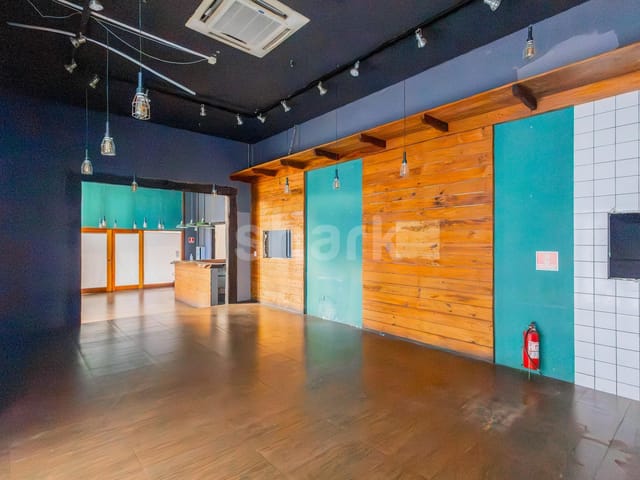Loja com 190m², para alugar, no bairro Alphaville em Barueri