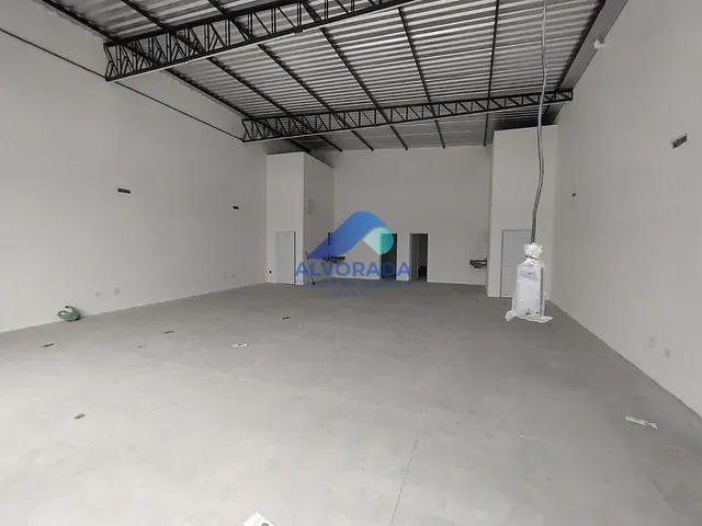 Loja com 300m², para alugar, no bairro Recanto dos Eucaliptos em São José dos Campos