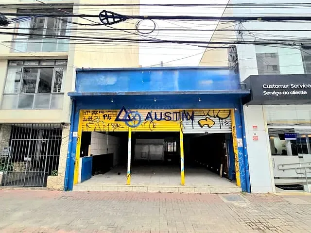 Loja com 241m², para alugar, no bairro Pinheiros em São Paulo