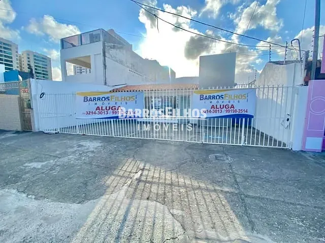 Loja com 360m², para alugar, no bairro Luzia em Aracaju