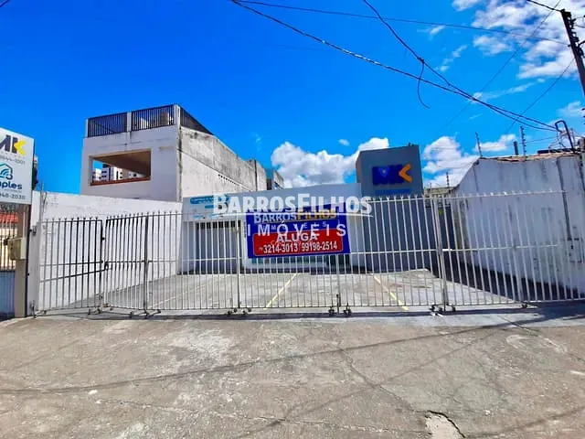Loja com 360m², para alugar, no bairro Luzia em Aracaju