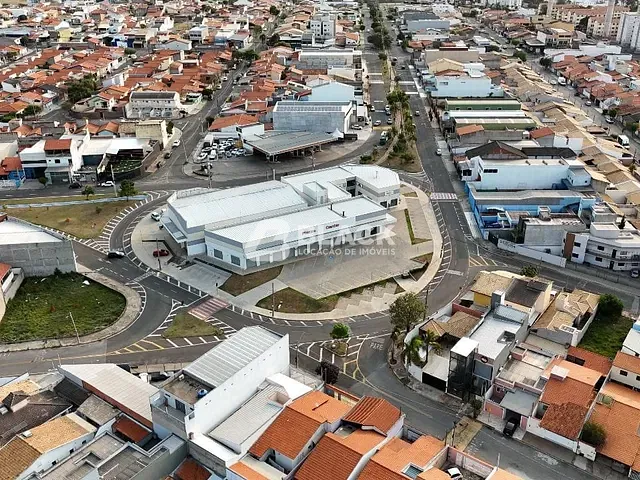 Loja com 1614m², para alugar, no bairro Jardim Piazza Di Roma em Sorocaba