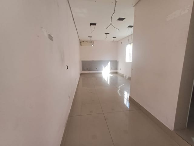 Foto do Loja - Loja para locação, Conjunto Habitacional Presidente Castelo Branco, Carapicuíba, SP | Collina Imóveis