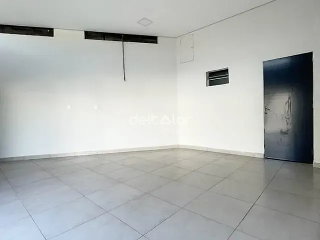 Loja com 39m², para alugar, no bairro Planalto em Belo Horizonte