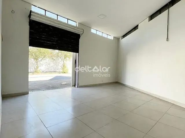 Loja com 39m², para alugar, no bairro Planalto em Belo Horizonte