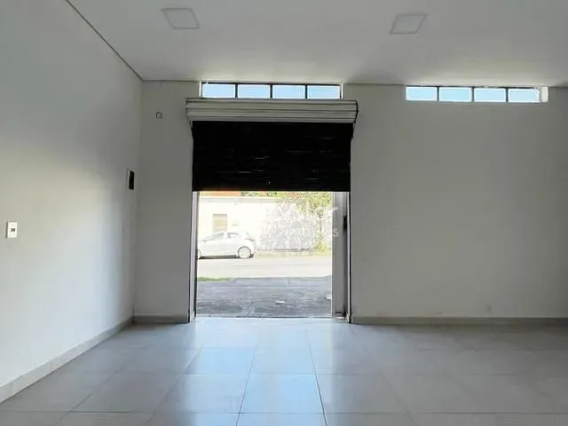 Loja com 39m², para alugar, no bairro Planalto em Belo Horizonte