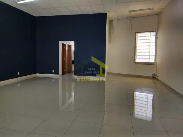 Loja para alugar, no bairro Vila Brasileira em Itatiba