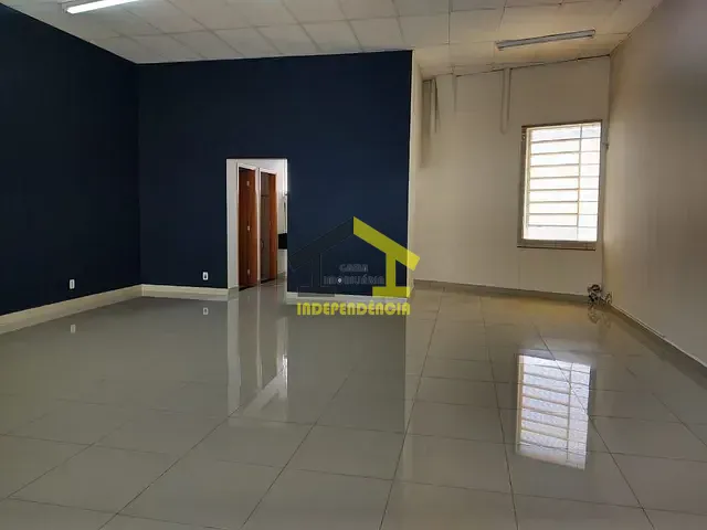 Loja para alugar, no bairro Vila Brasileira em Itatiba